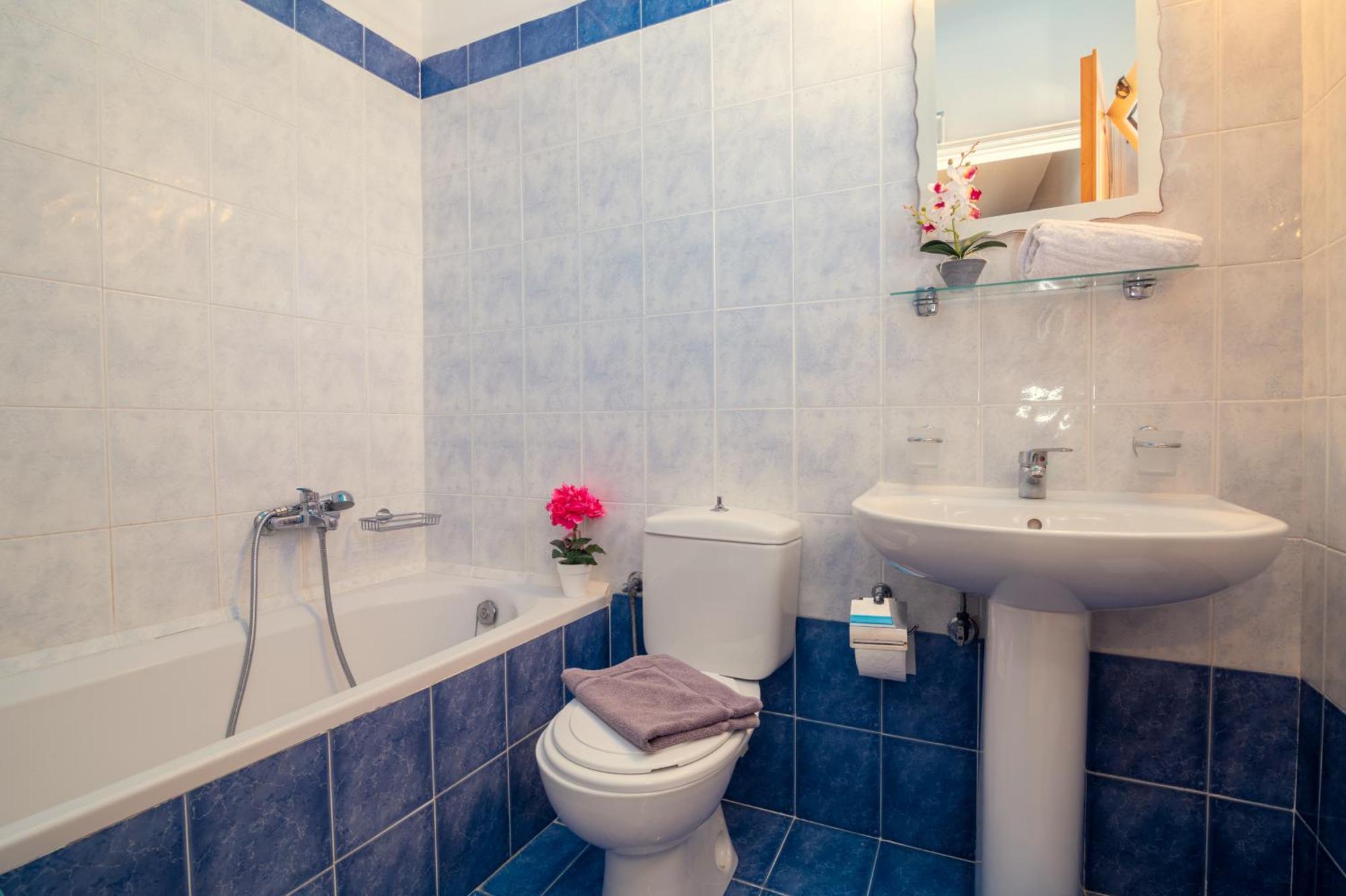 Avouris 2 Bedroom *