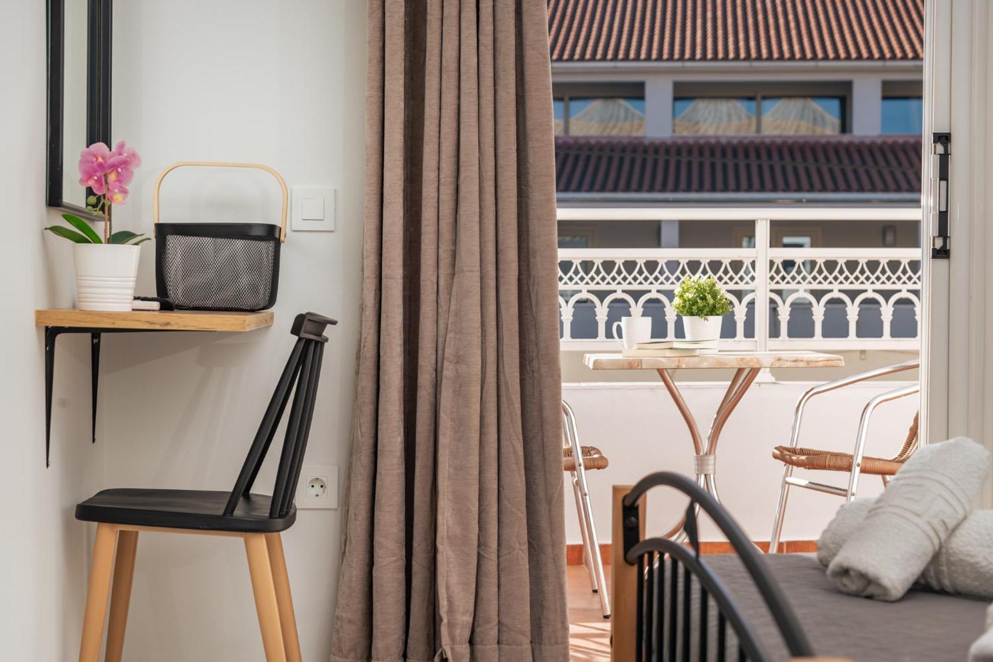 Avouris 2 Bedroom Appartement *